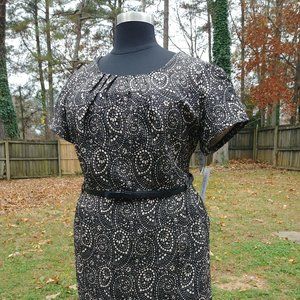 Patterned Scoop Neck Dress